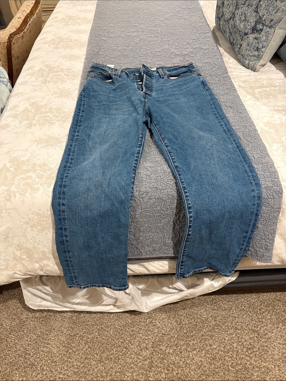 Levi's Medium Blue Women's Straight-Leg Jeans